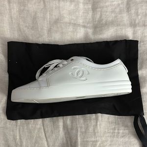 Chanel White Trainer Sneakers Cruise Spring/Summer 2017 Collection size 39 (8.5)
